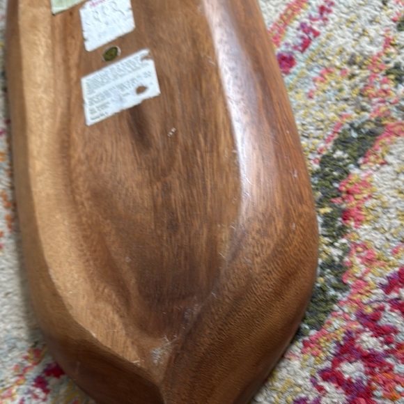 Leaf-Shaped functional wood tray - Picture 5 of 7